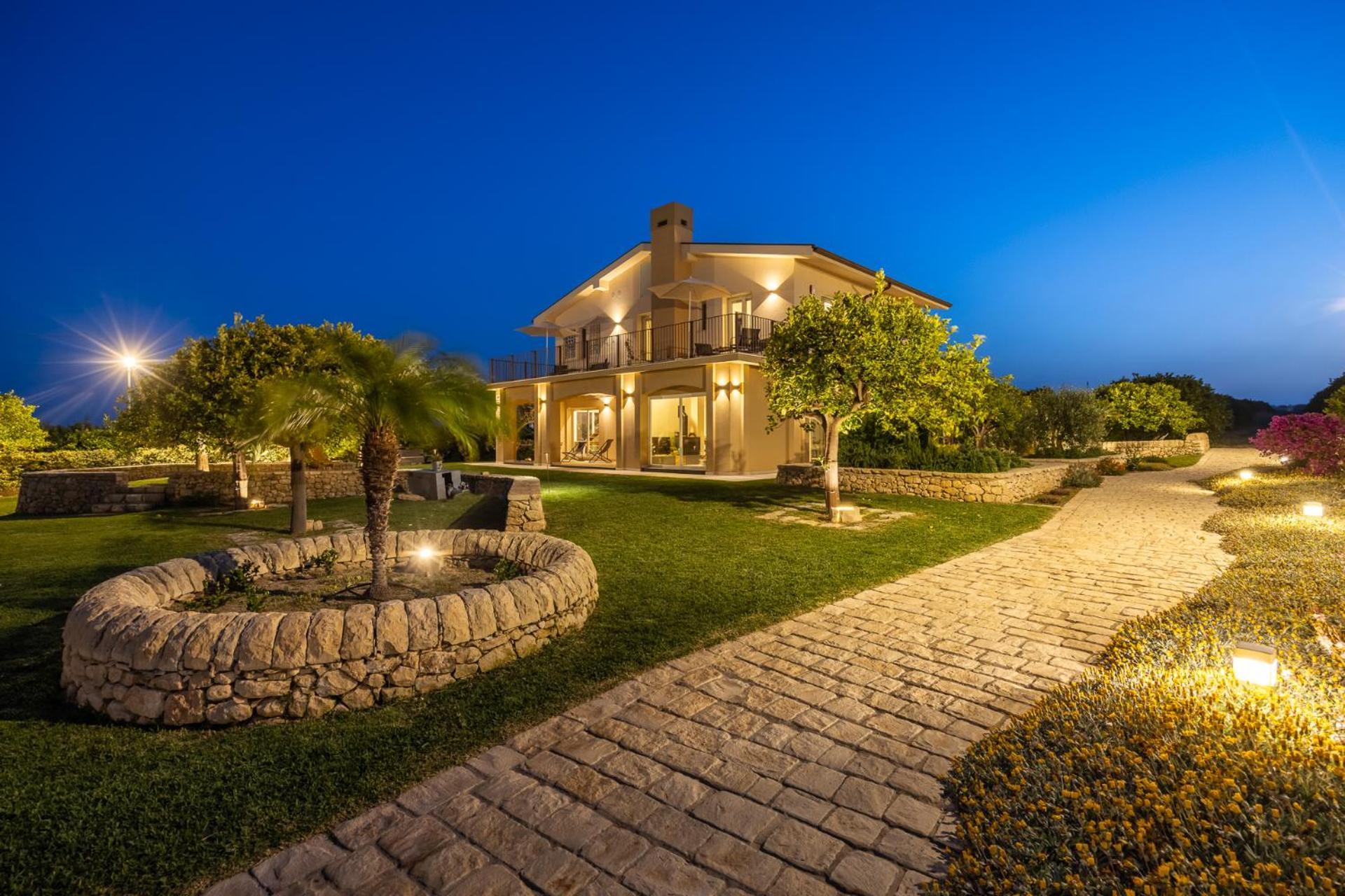 Bed & Breakfast Fiore Di Vendicari - Sicilian Charme, Lemon Grove And Sea Noto